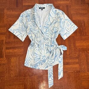'Missguided' Baby Blue and Cream Zebra Wrap Top Size 8 US